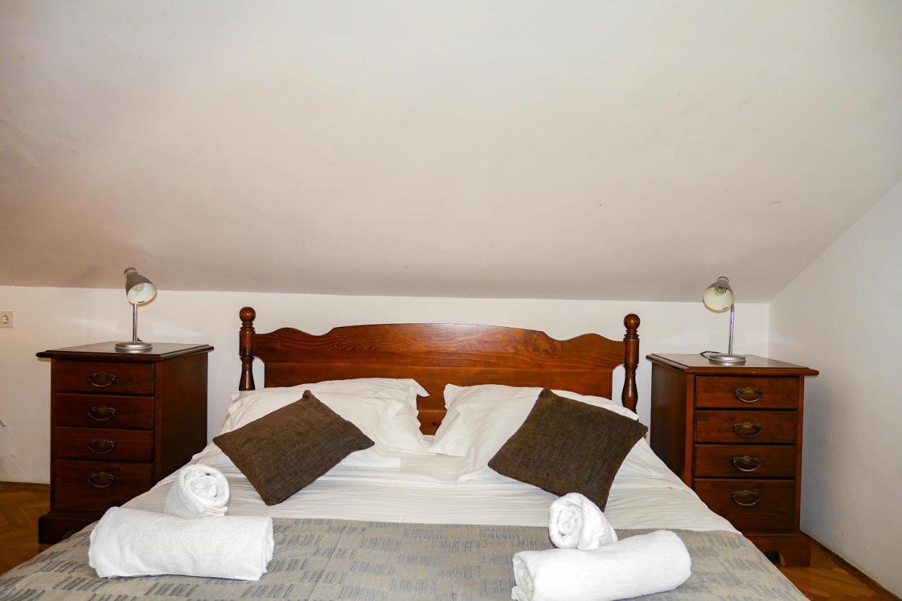 Apartments Beach Dugi Rat Bagian luar foto